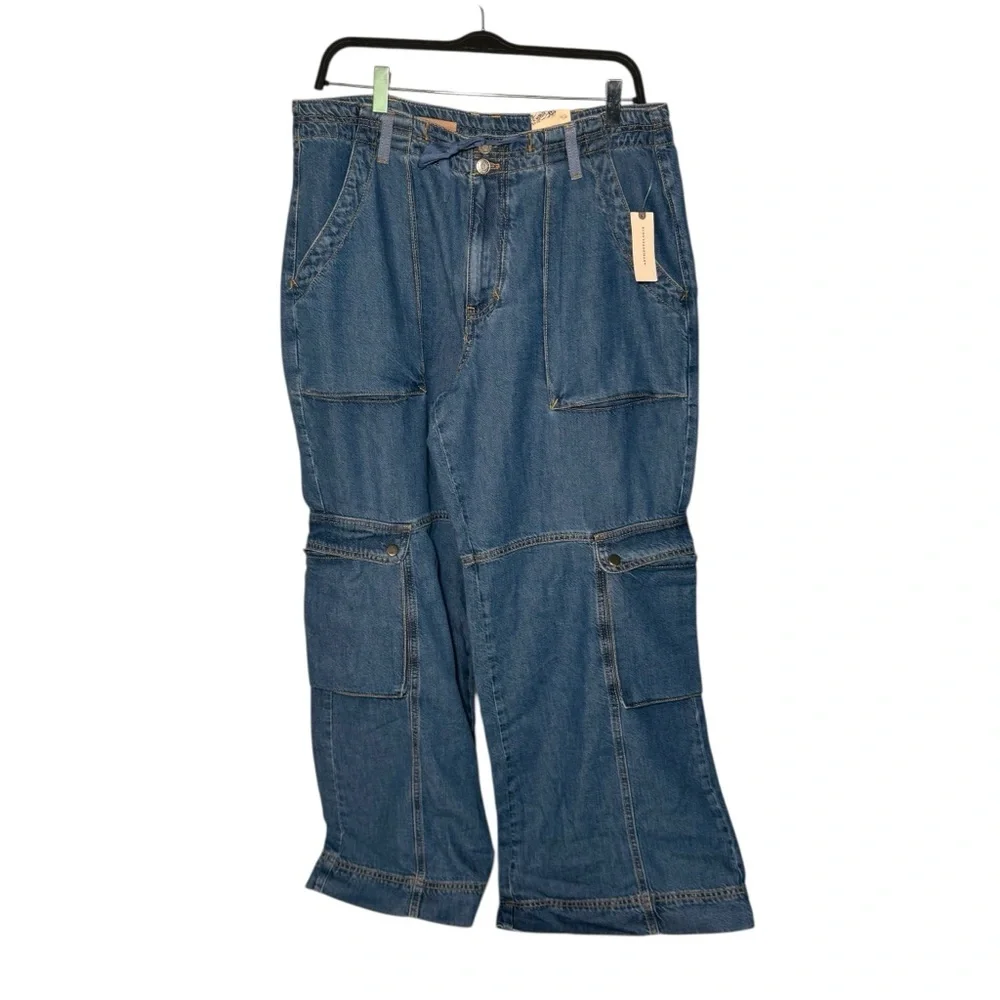 Anthropologie Pilcro Mid-Rise Cargo - Picture 5 of 15